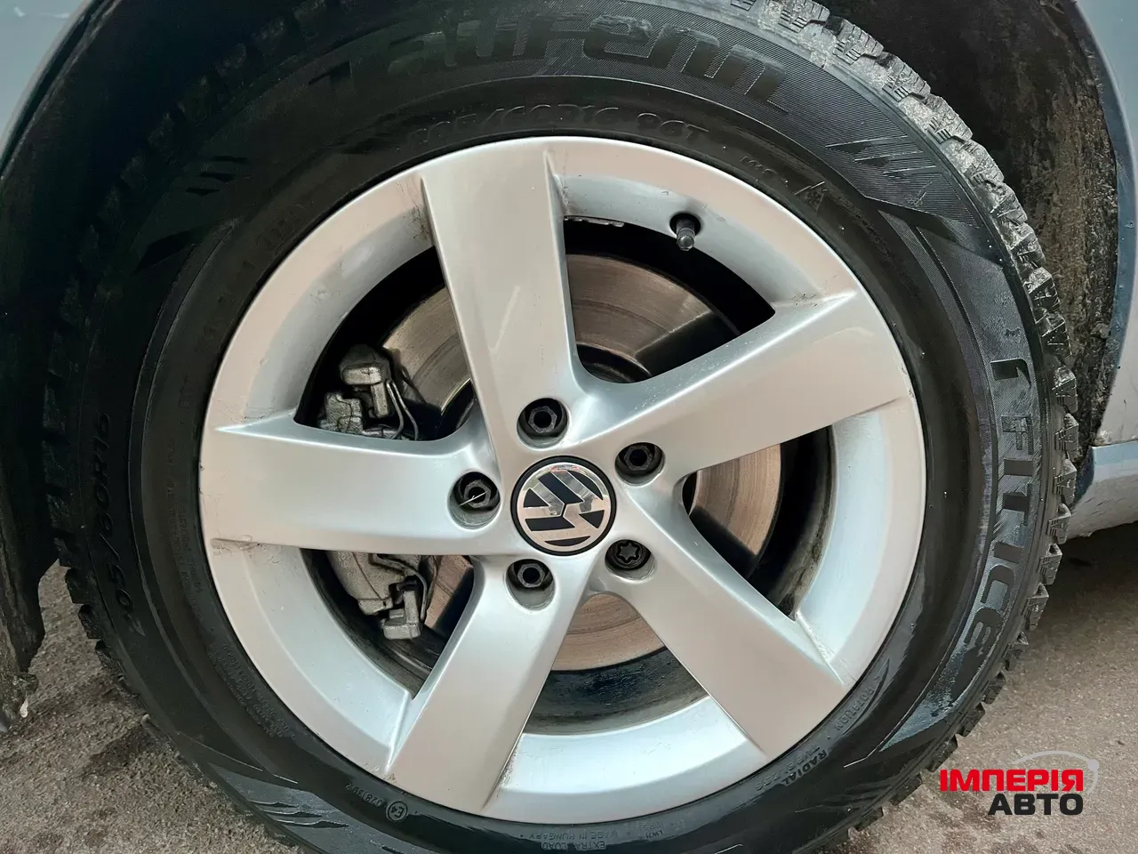 Volkswagen Passat - фото 16