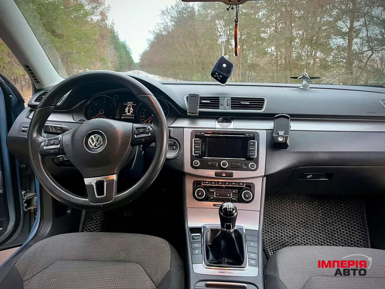 Volkswagen Passat - фото 12