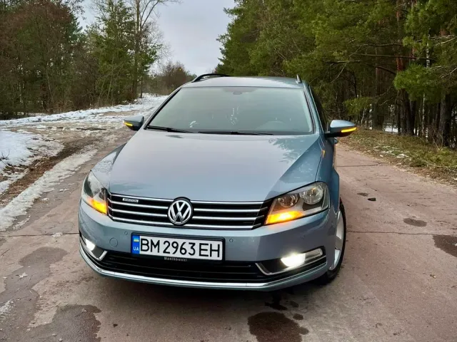 Volkswagen Passat - фото 3