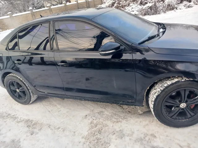 Volkswagen Jetta - фото 5