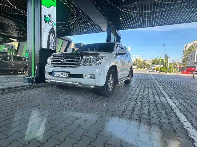 Toyota Land Cruiser - фото 5
