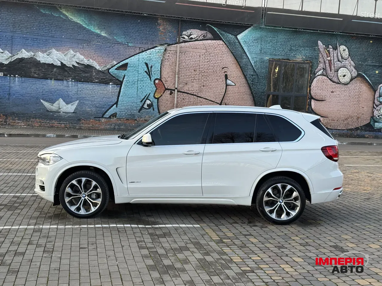 BMW X5 - фото 4