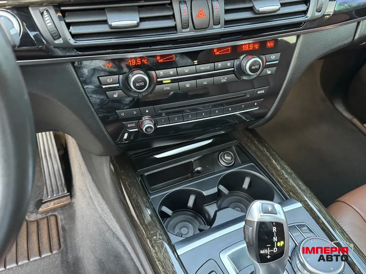 BMW X5 - фото 28