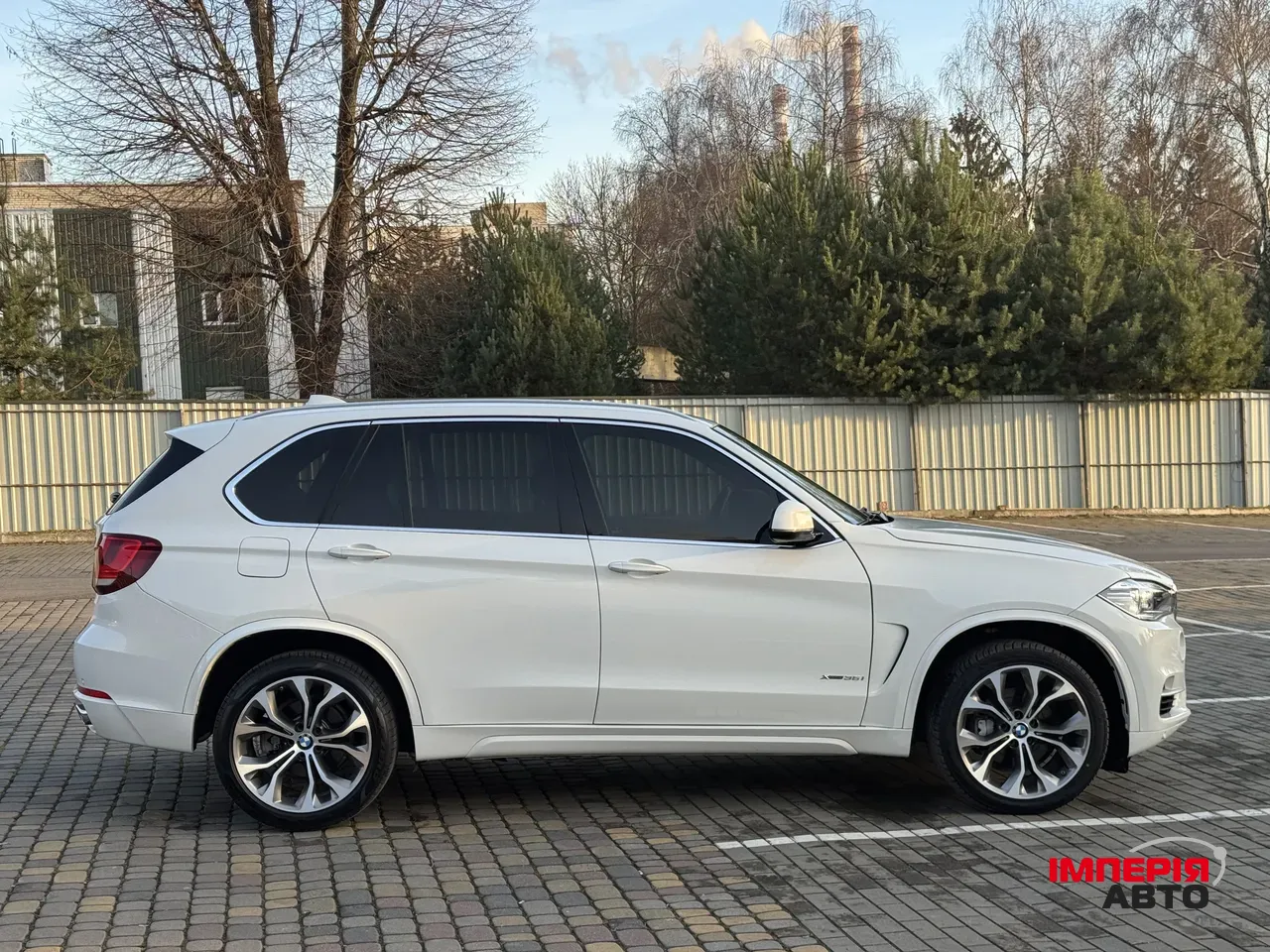 BMW X5 - фото 11
