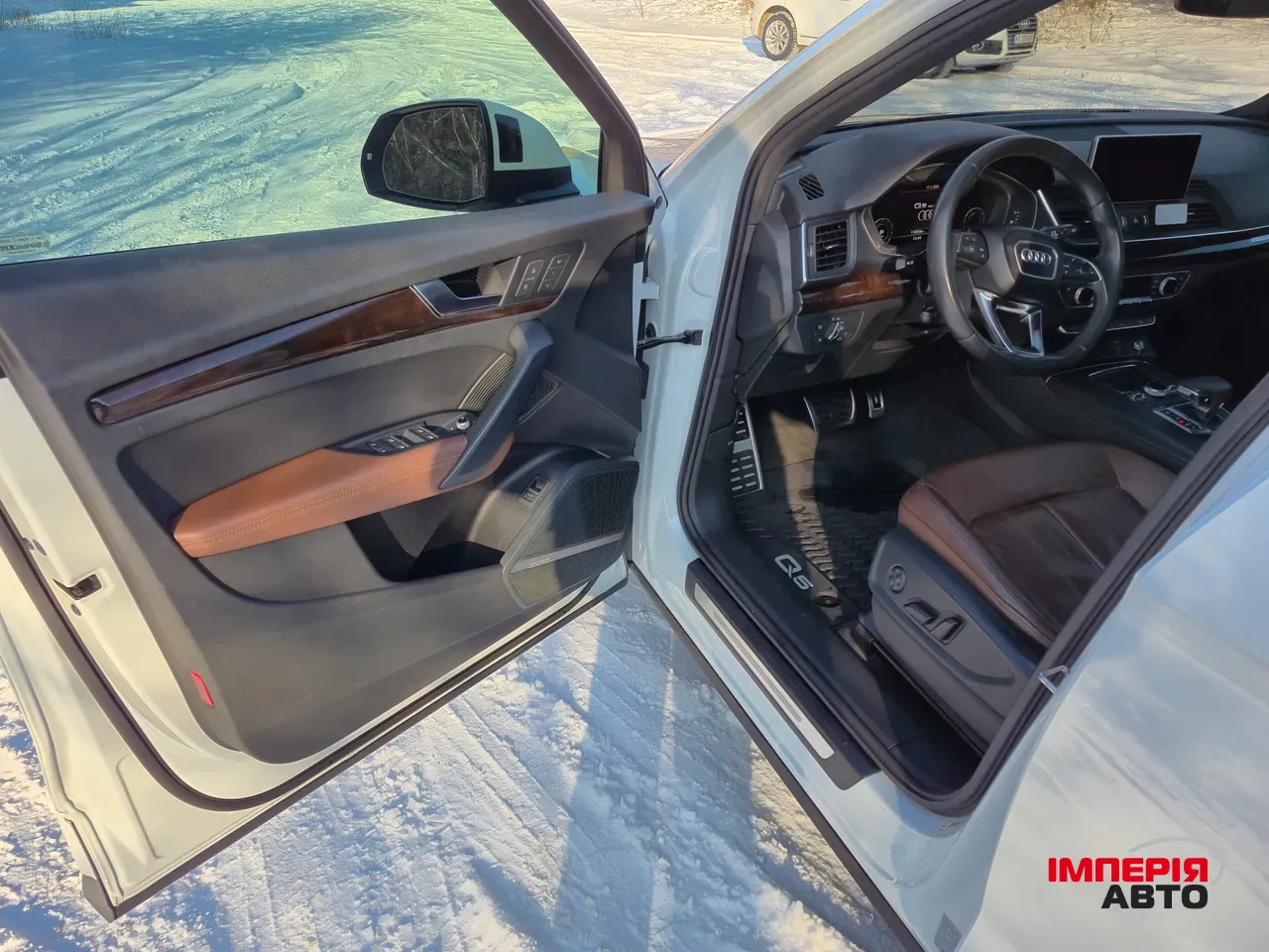 Audi Q5 - фото 12