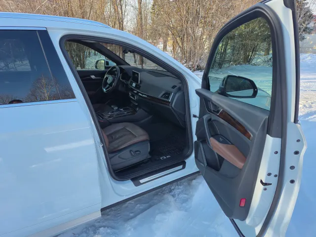 Audi Q5 - фото 5