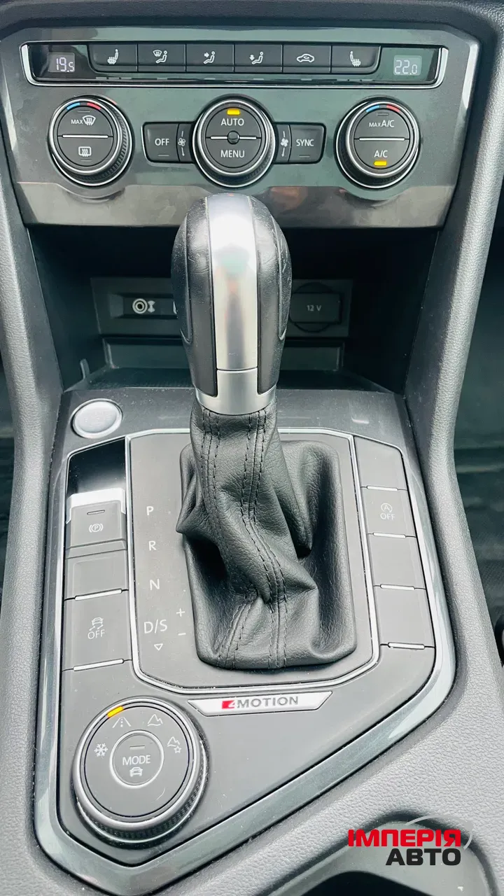 Volkswagen Tiguan - фото 17