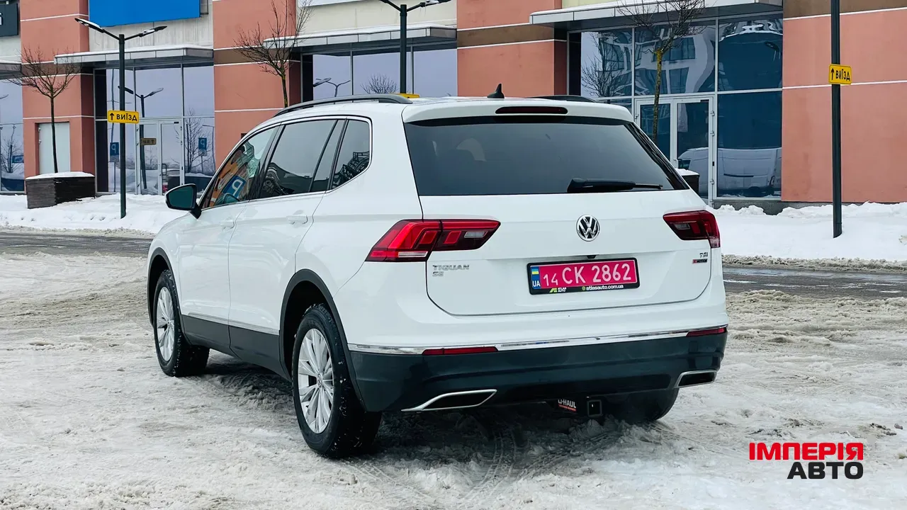 Volkswagen Tiguan - фото 6