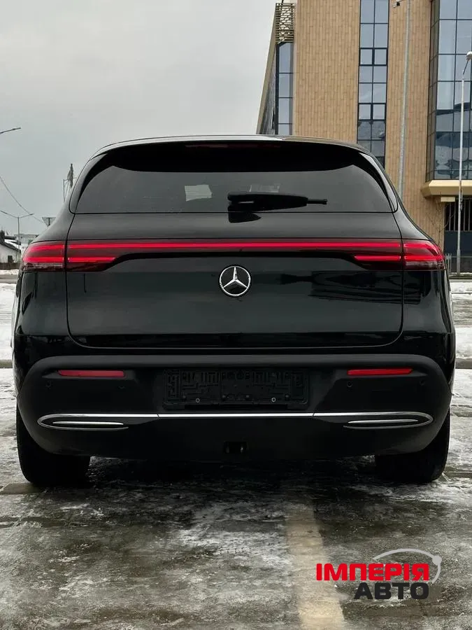 Mercedes-Benz EQC - фото 5