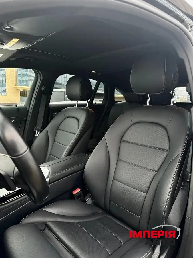 Mercedes-Benz EQC - фото 7