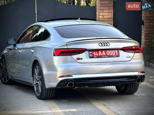 Audi A5 - фото 5