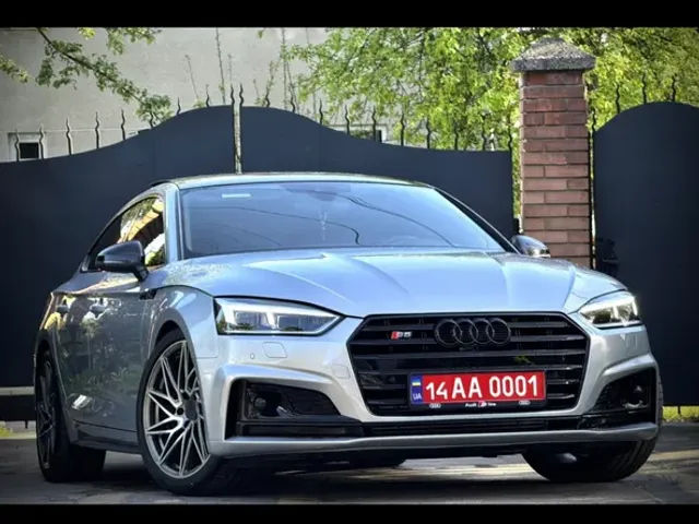 Audi A5 - фото 1