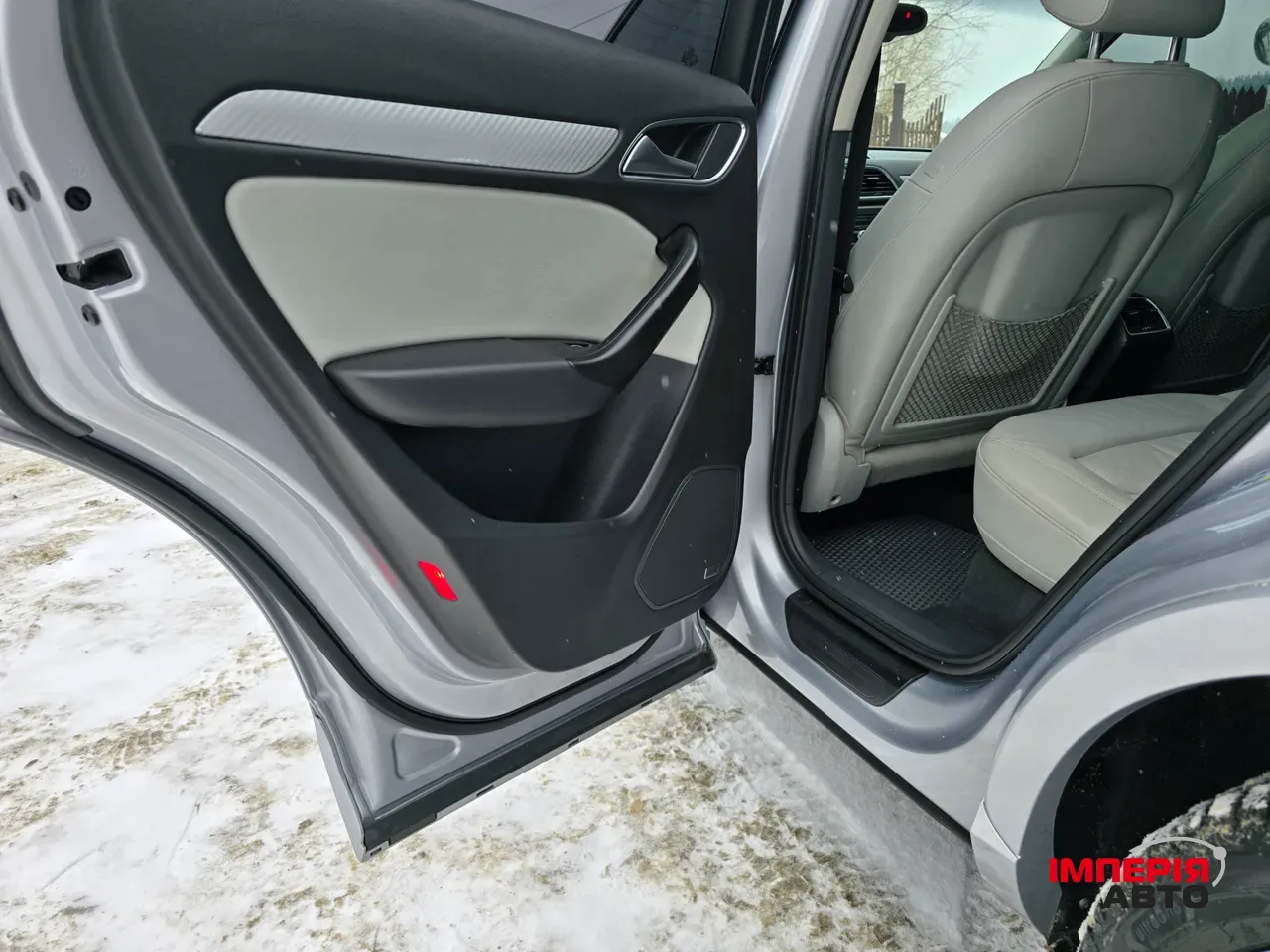 Audi Q3 - фото 16