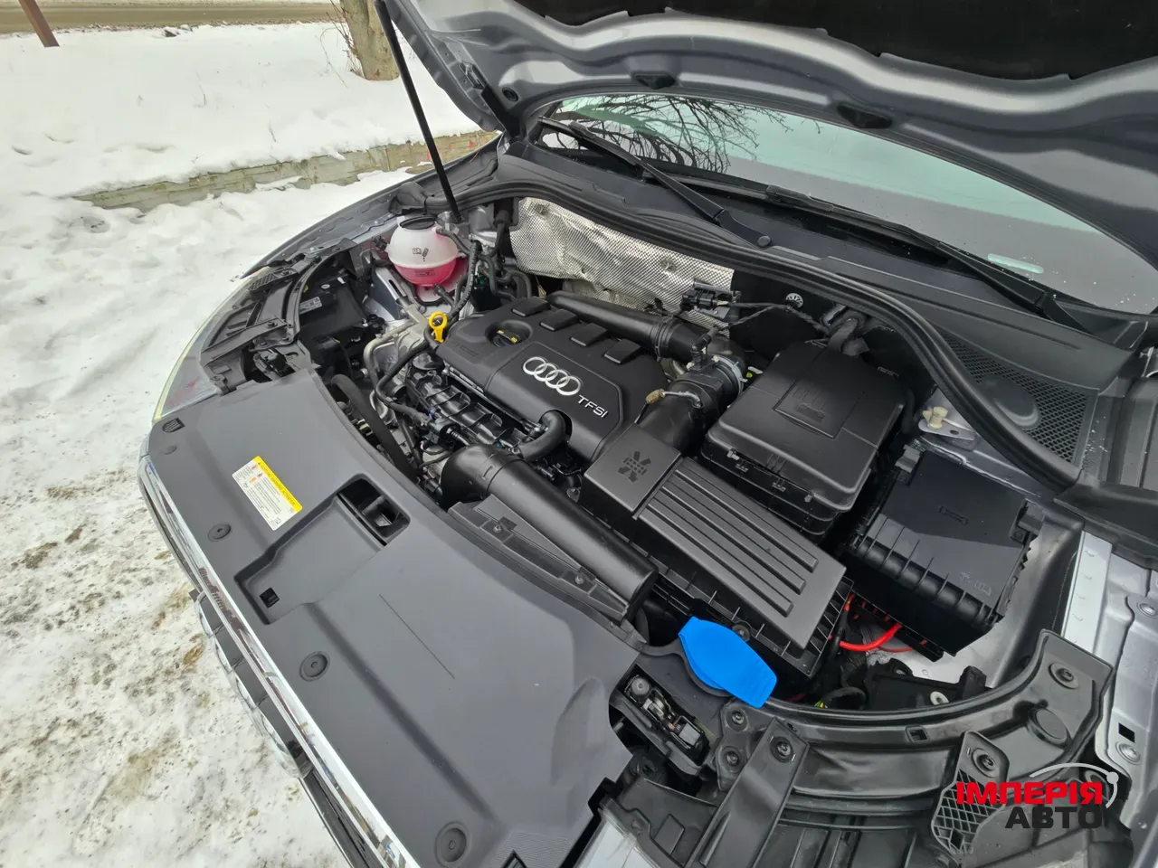 Audi Q3 - фото 8