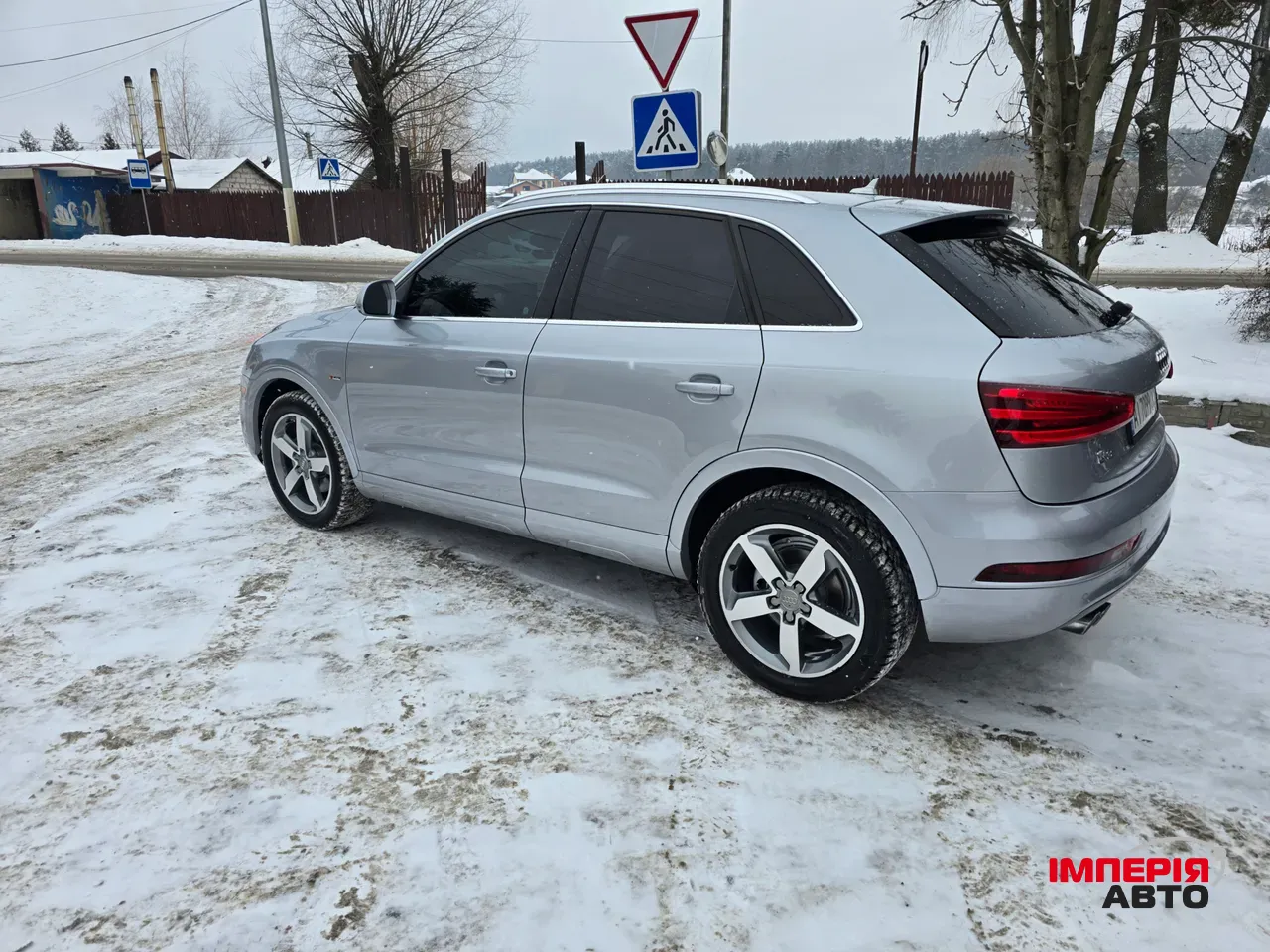 Audi Q3 - фото 23