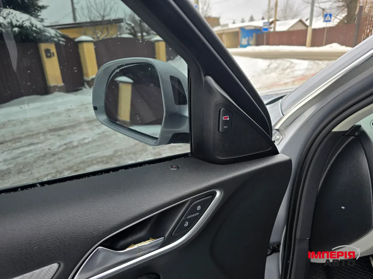 Audi Q3 - фото 20