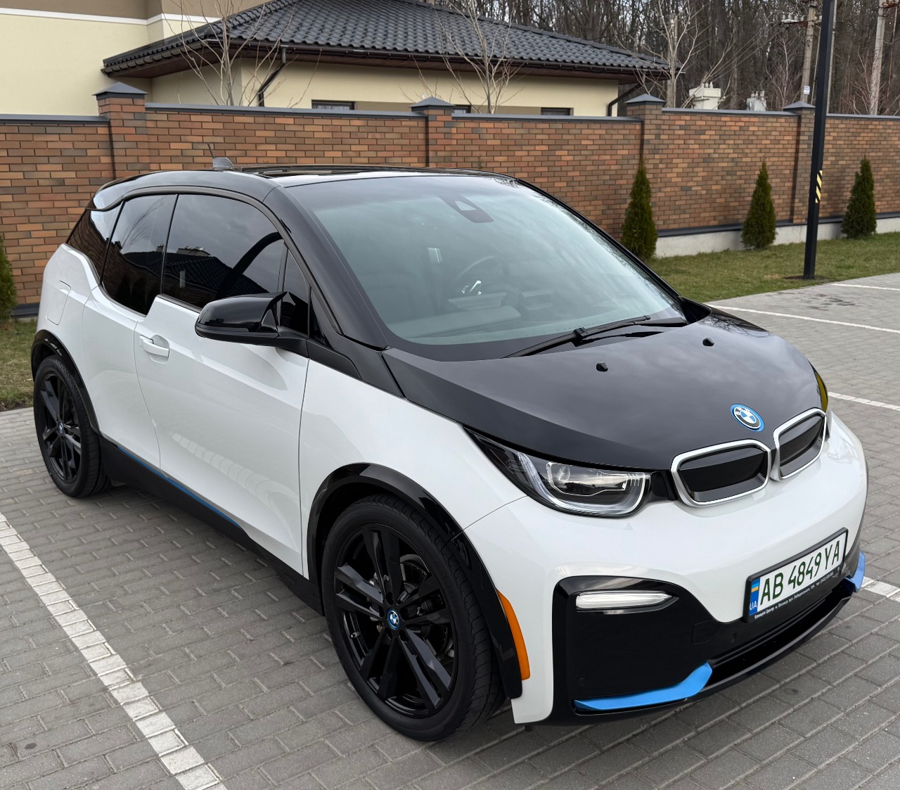 BMW i3 - фото 2