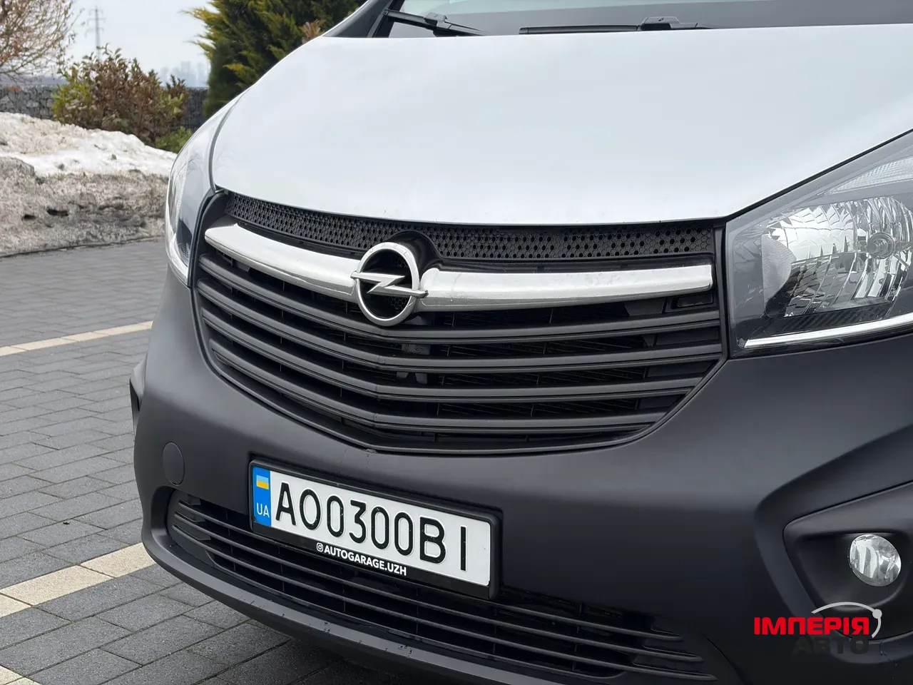 Opel Vivaro - фото 8