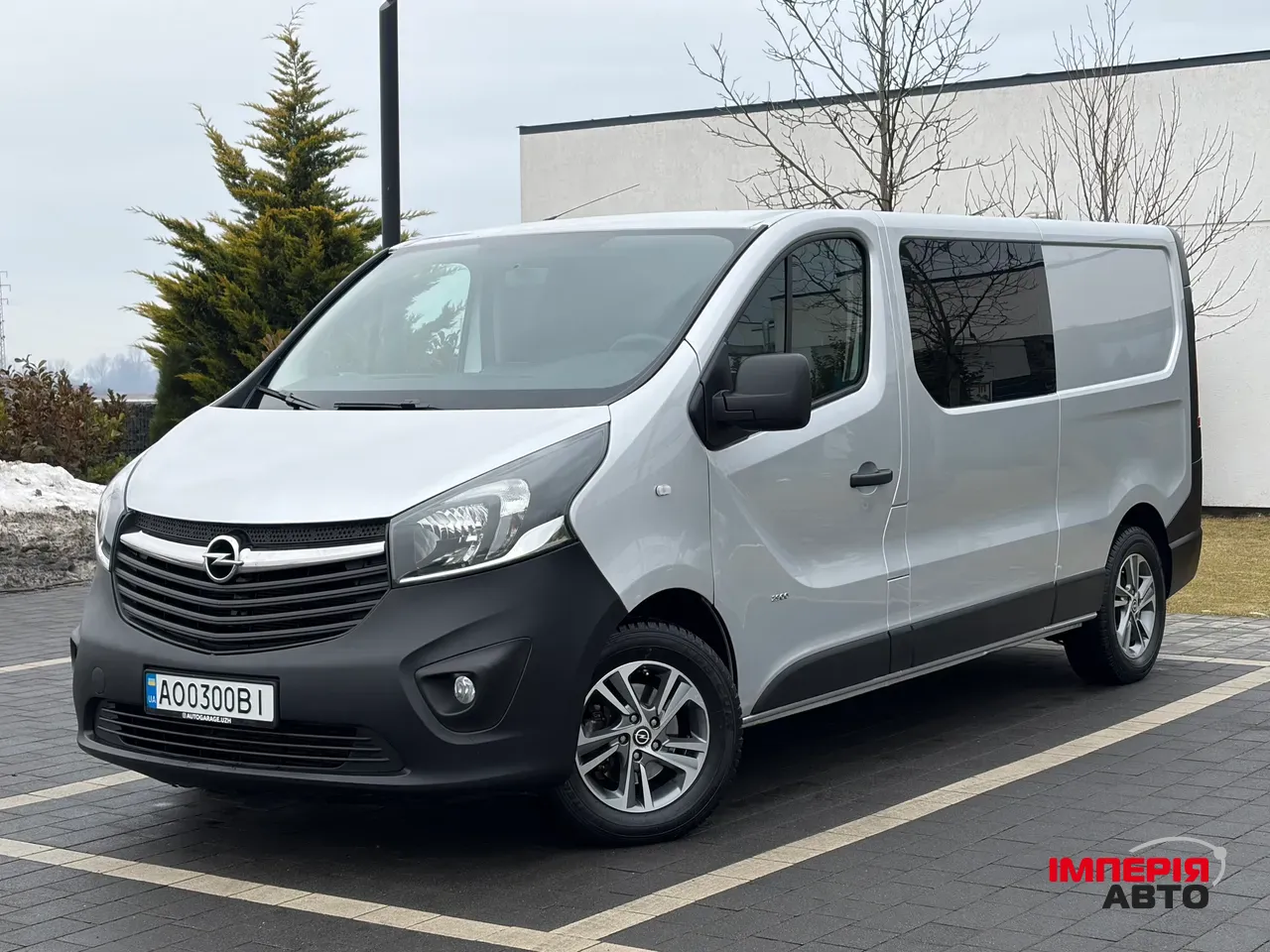 Opel Vivaro - фото 2