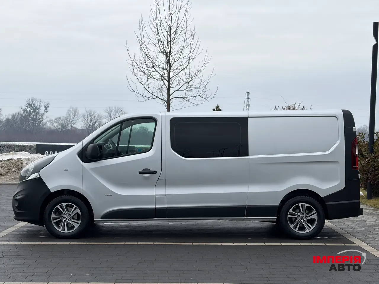 Opel Vivaro - фото 6