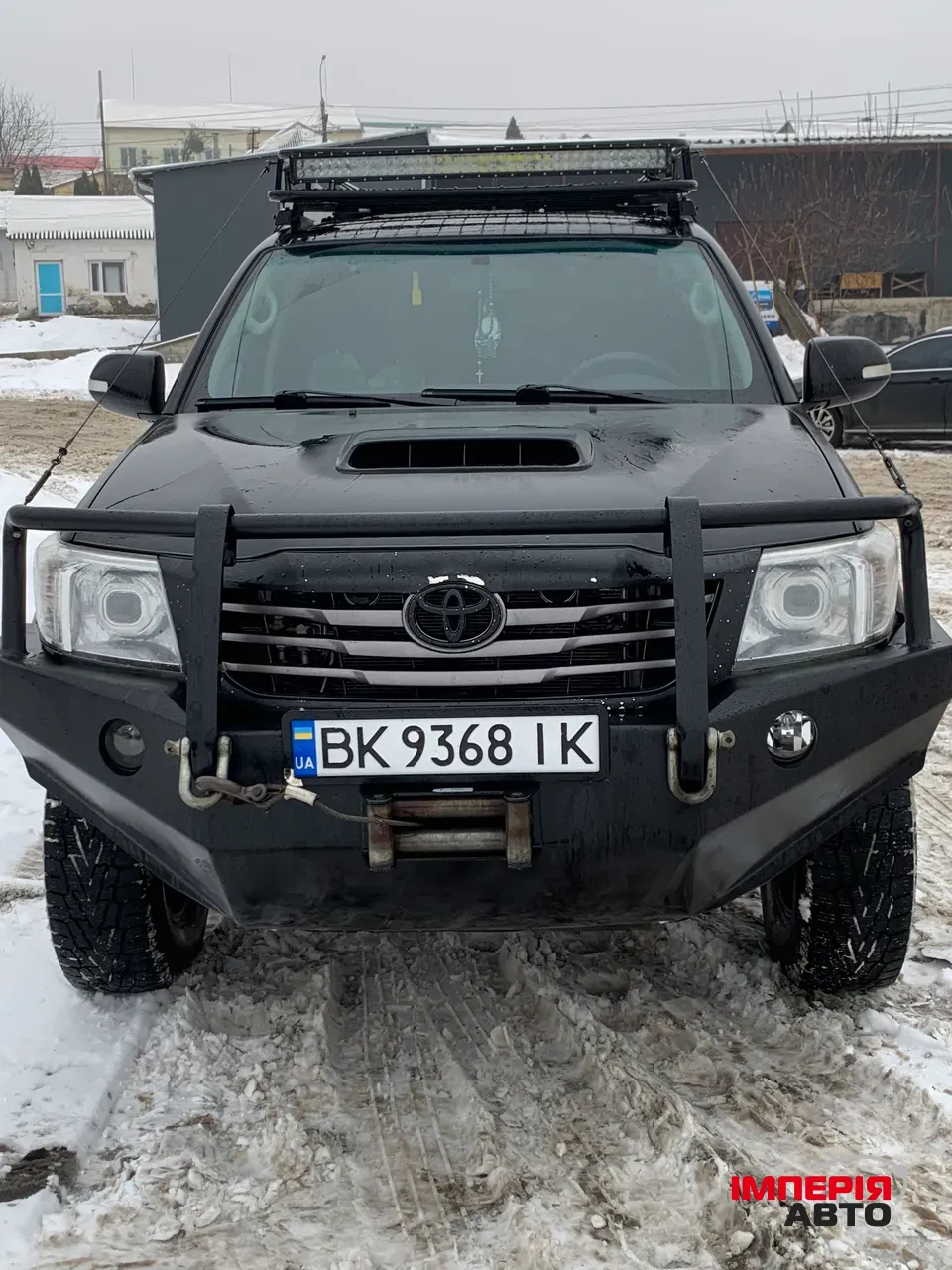 Toyota Hilux - фото 2