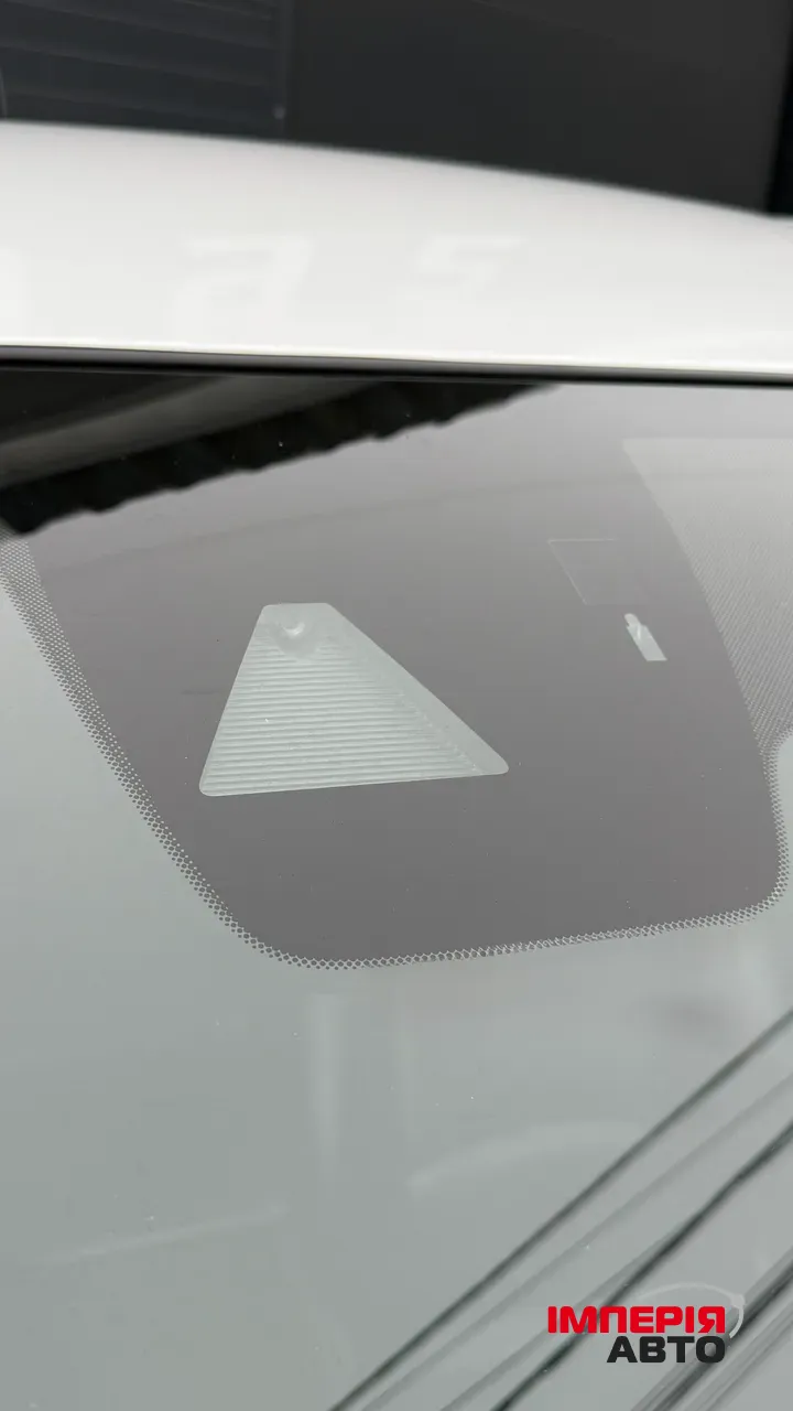 Mazda 3 - фото 9