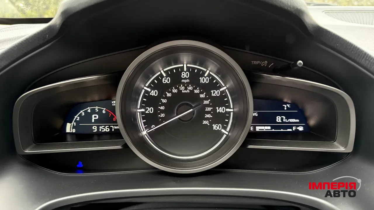 Mazda 3 - фото 18