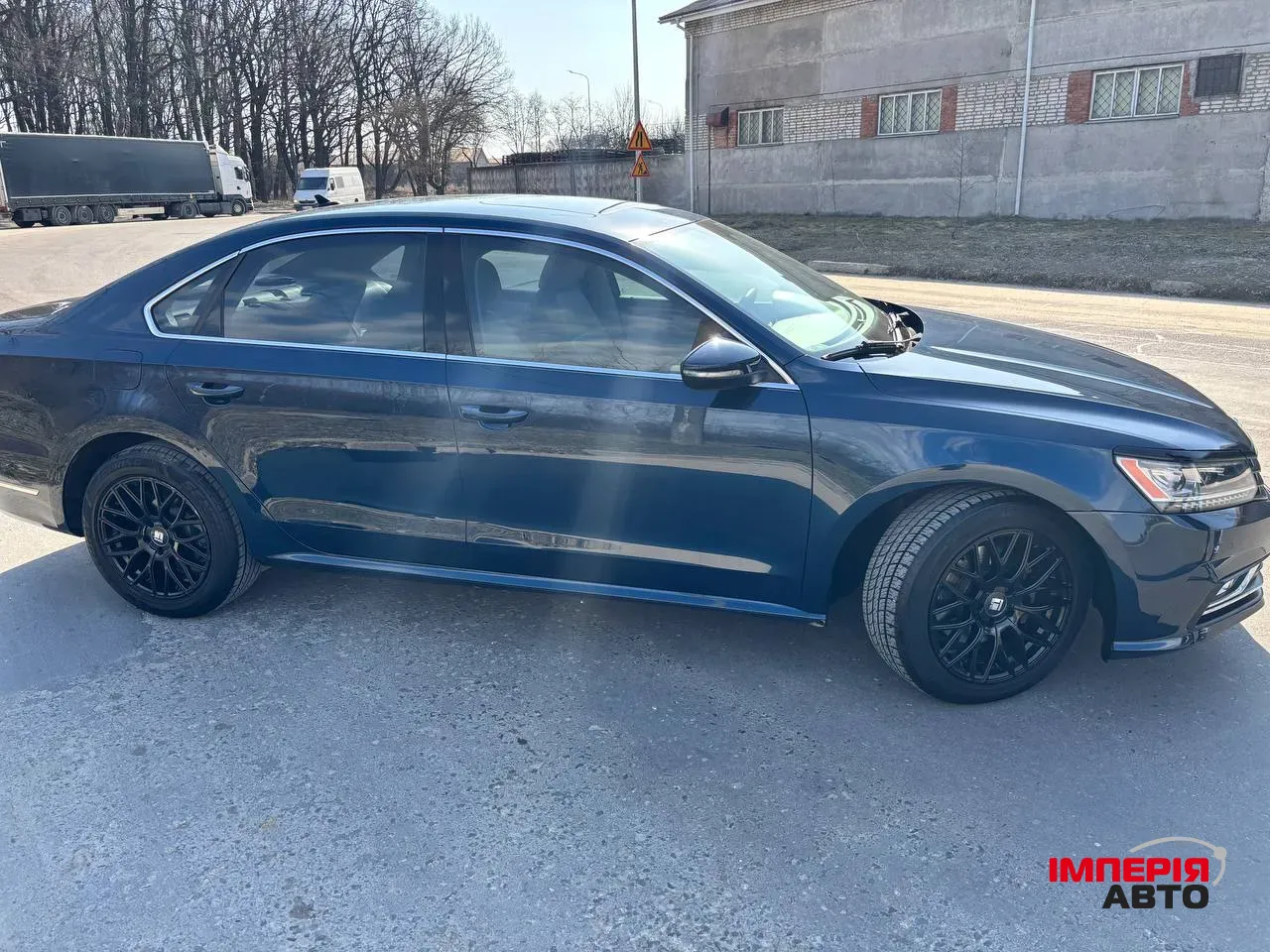 Volkswagen Passat - фото 10