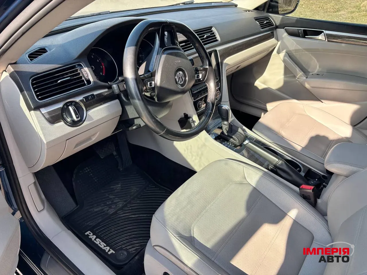 Volkswagen Passat - фото 14
