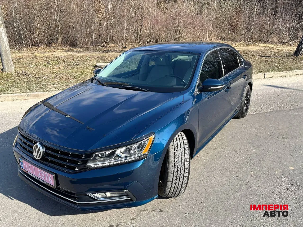 Volkswagen Passat - фото 4