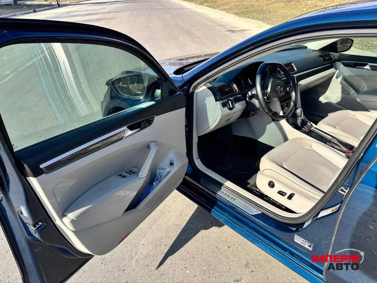 Volkswagen Passat - фото 16