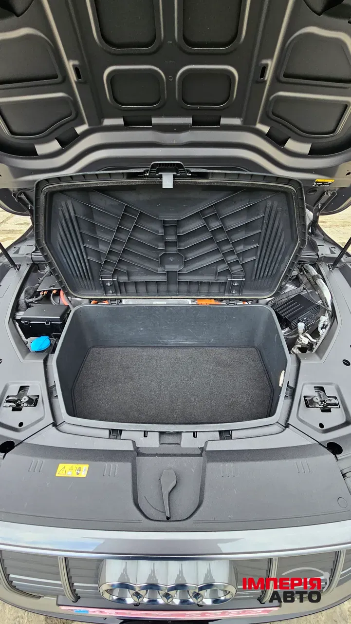 Audi e-tron Sportback - фото 6
