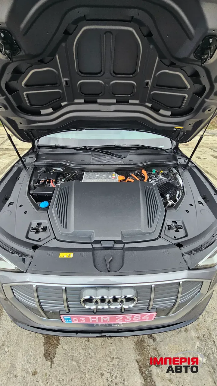 Audi e-tron Sportback - фото 5