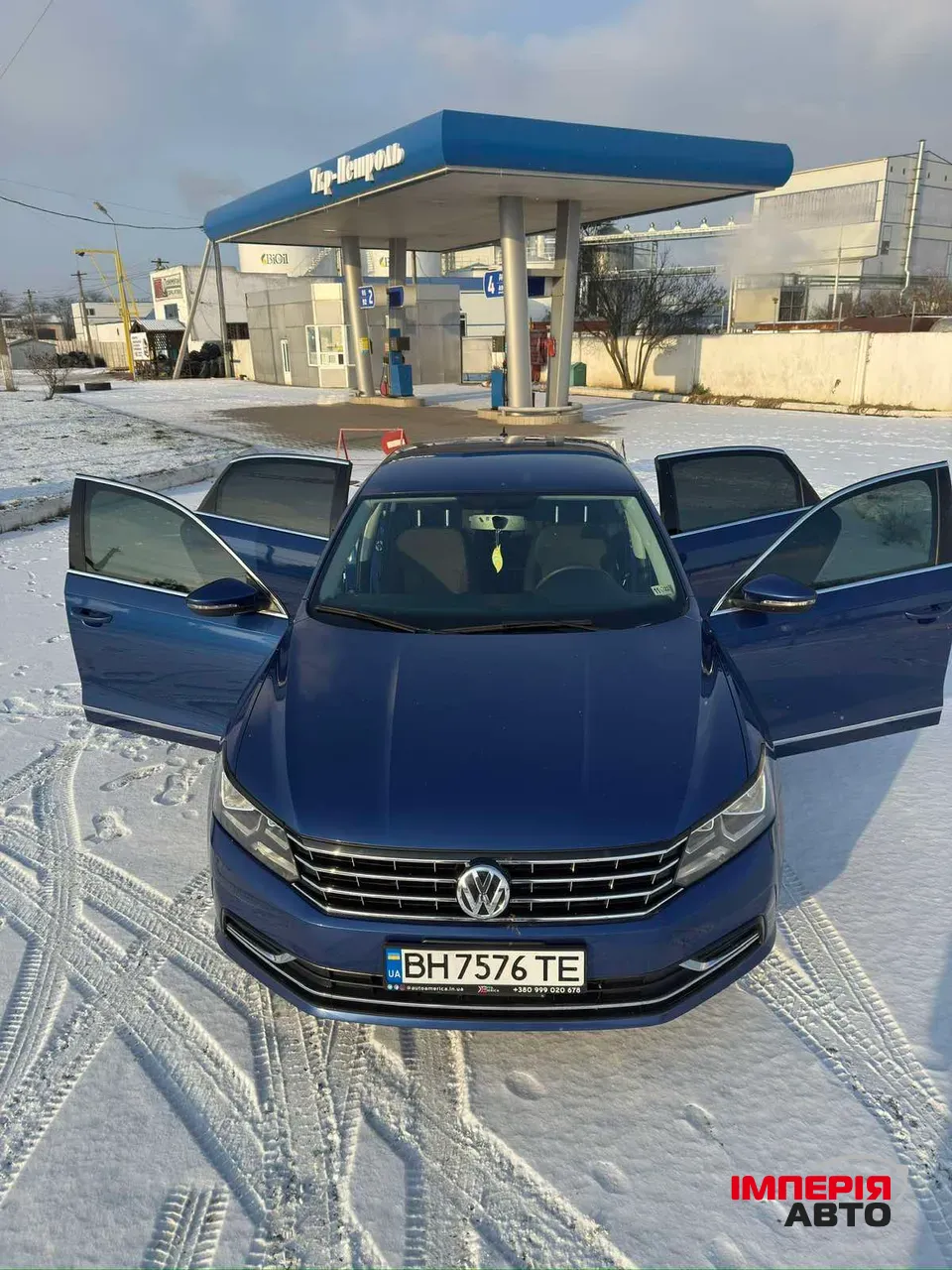 Volkswagen Passat - фото 6