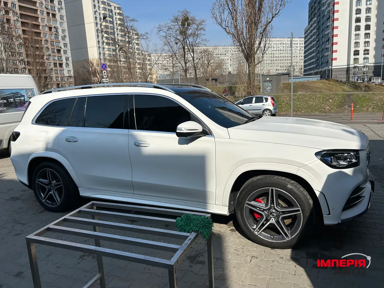 Mercedes-Benz GLS - фото 2