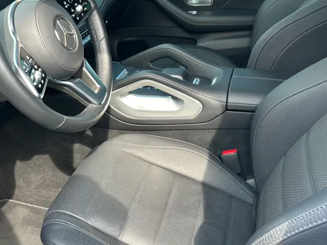 Mercedes-Benz GLS - фото 4