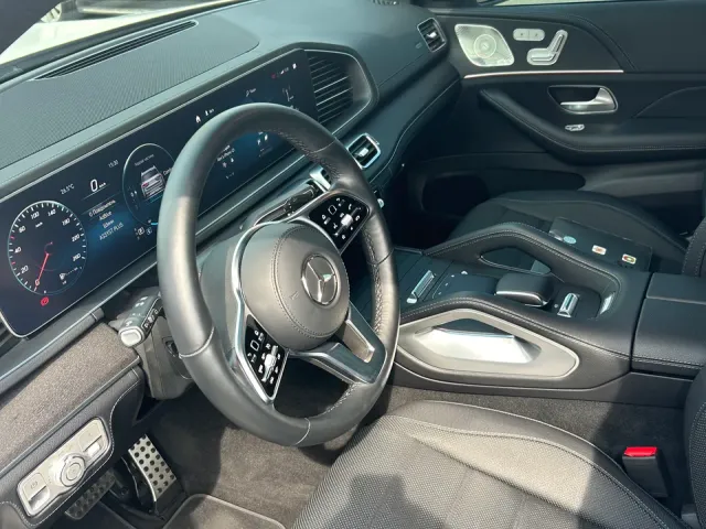 Mercedes-Benz GLS - фото 3