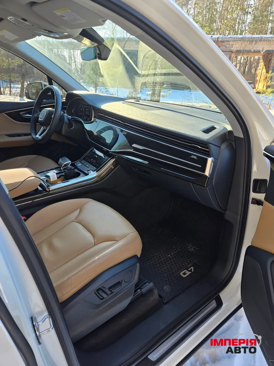 Audi Q7 - фото 27