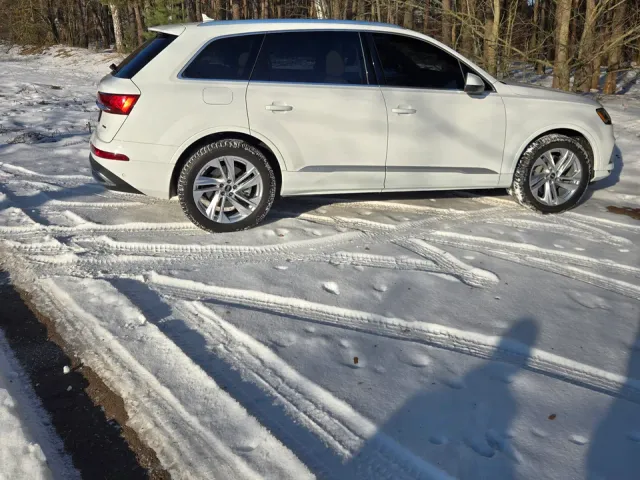 Audi Q7 - фото 4