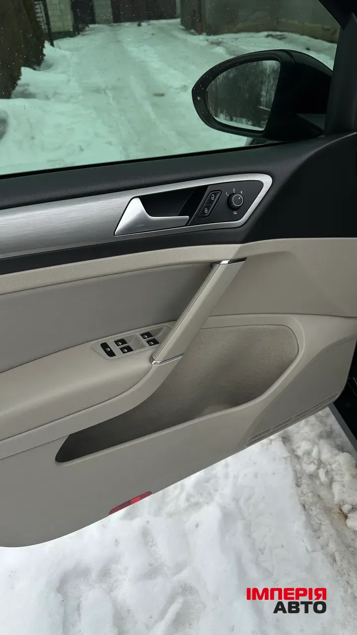 Volkswagen Golf - фото 11