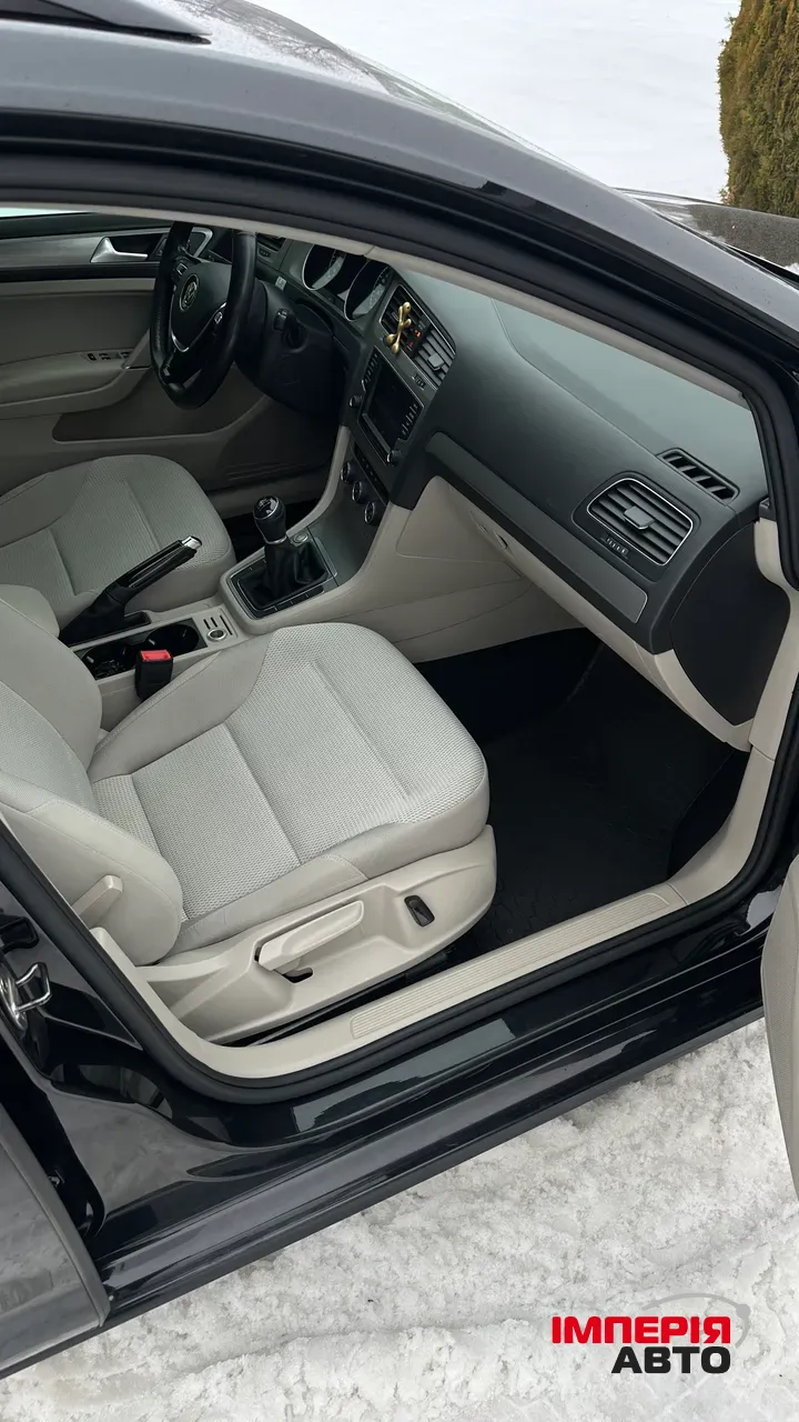 Volkswagen Golf - фото 15