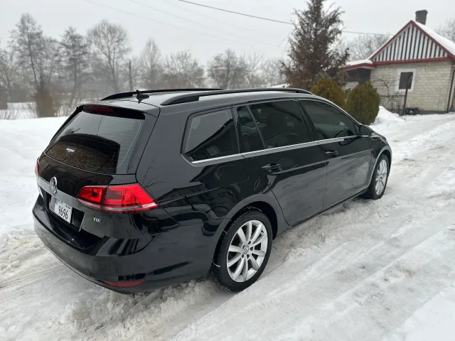 Volkswagen Golf - фото 4