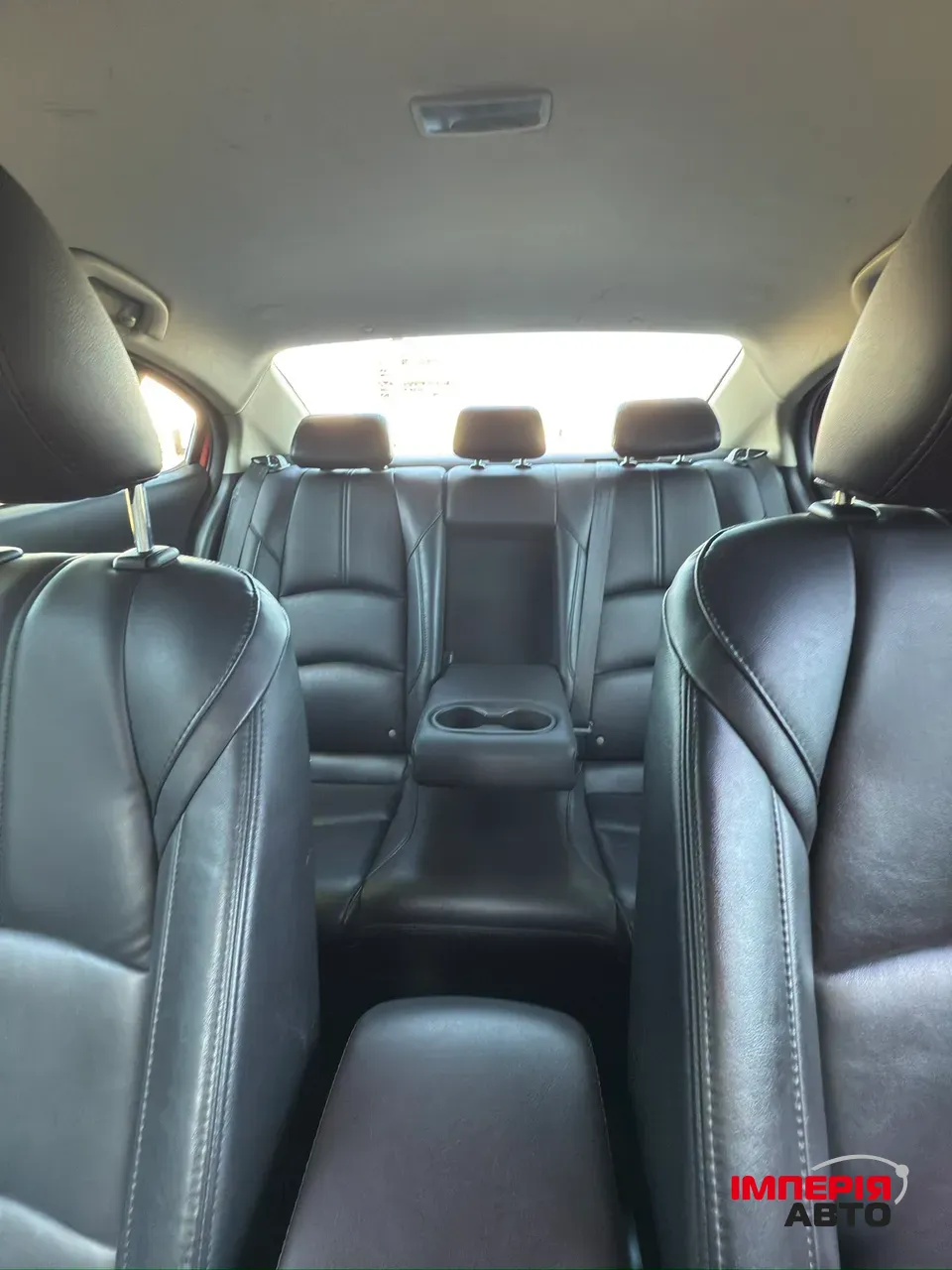 Mazda 3 - фото 11