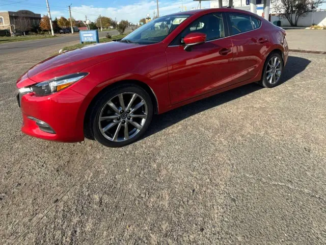 Mazda 3 - фото 5