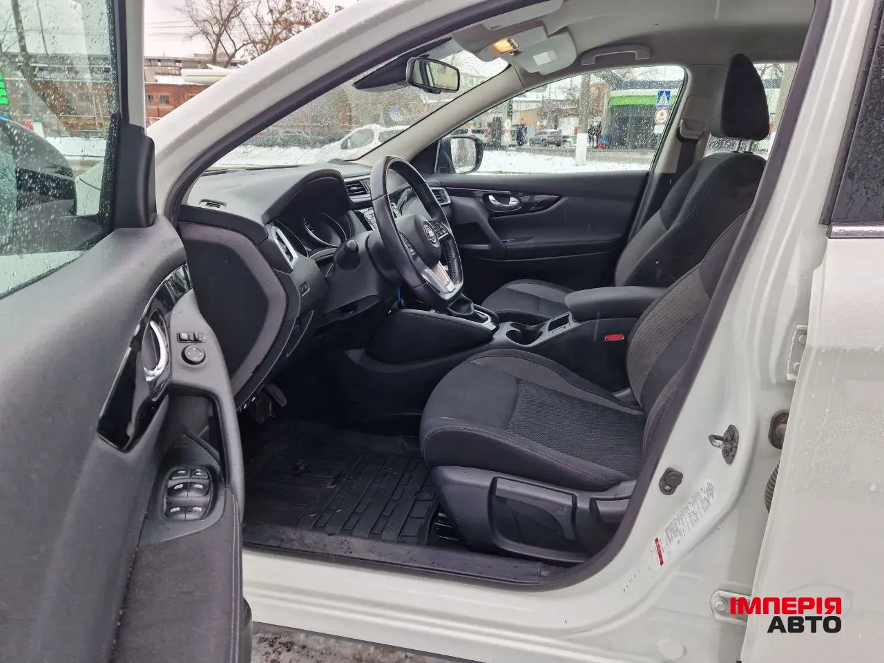 Nissan Qashqai - фото 7