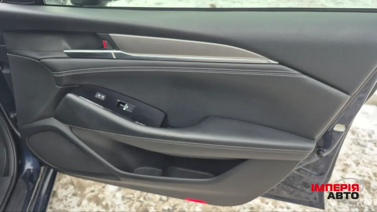 Mazda 6 - фото 26