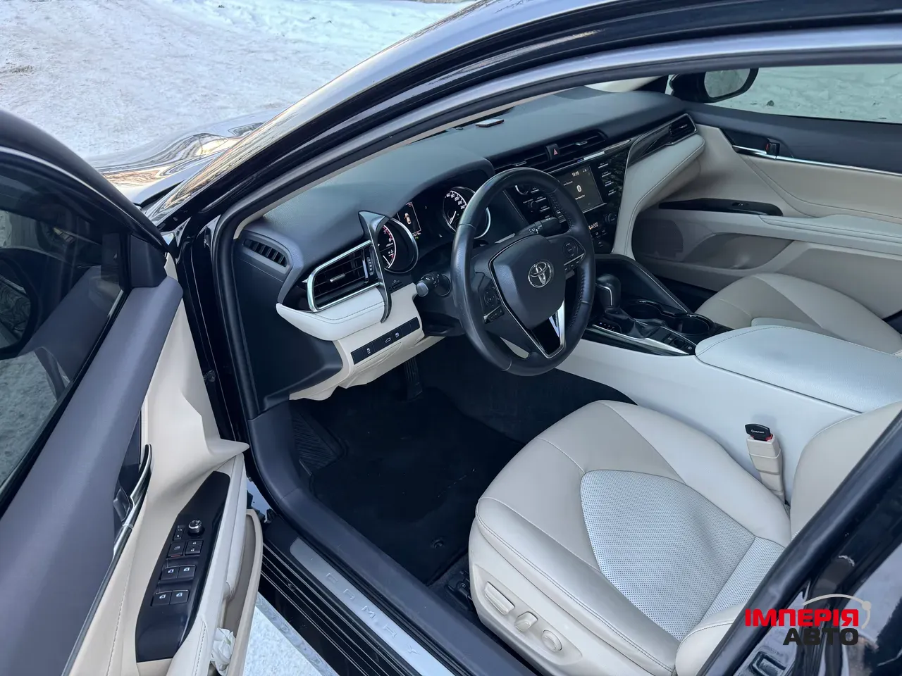 Toyota Camry - фото 10