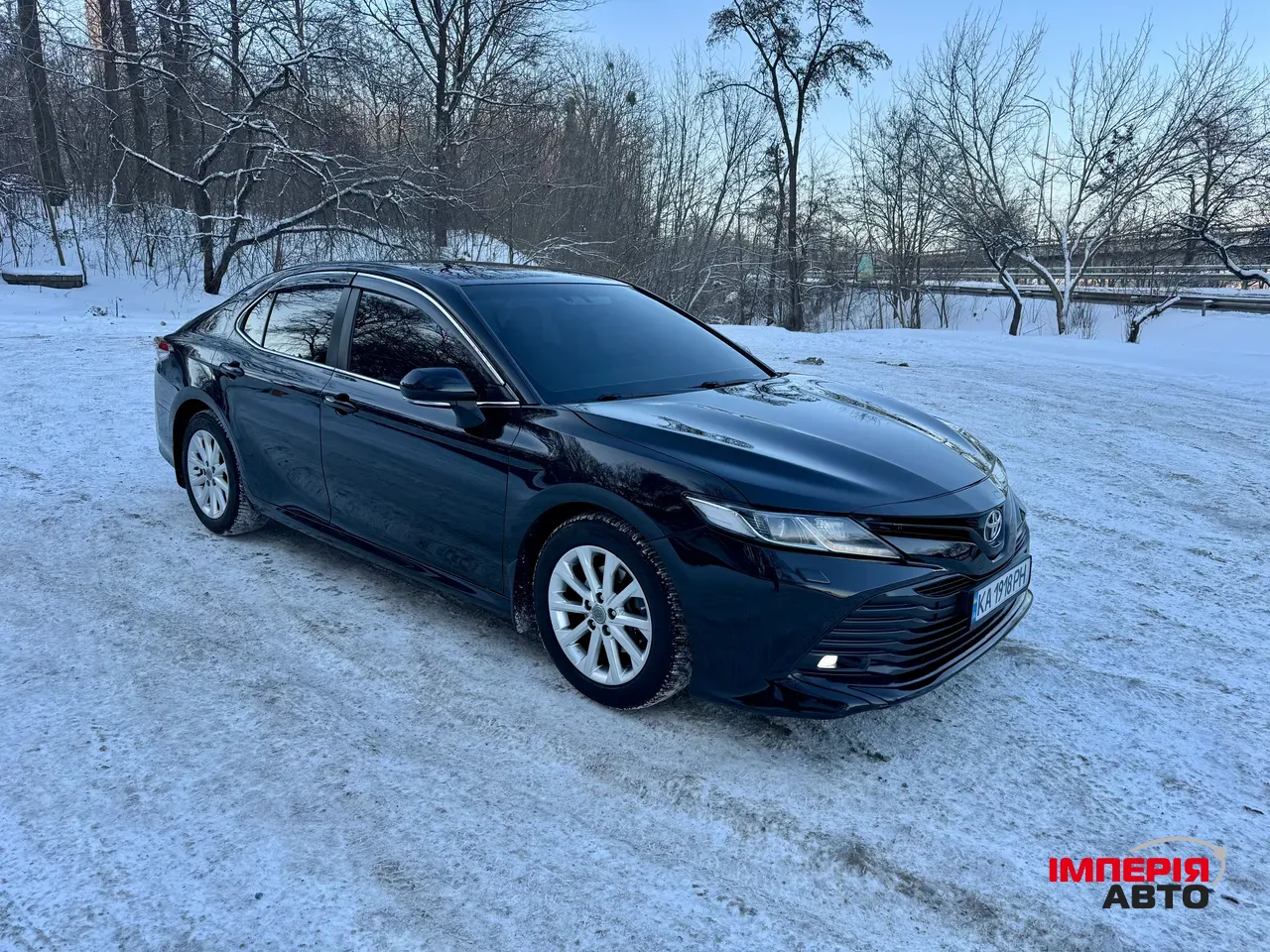 Toyota Camry - фото 8