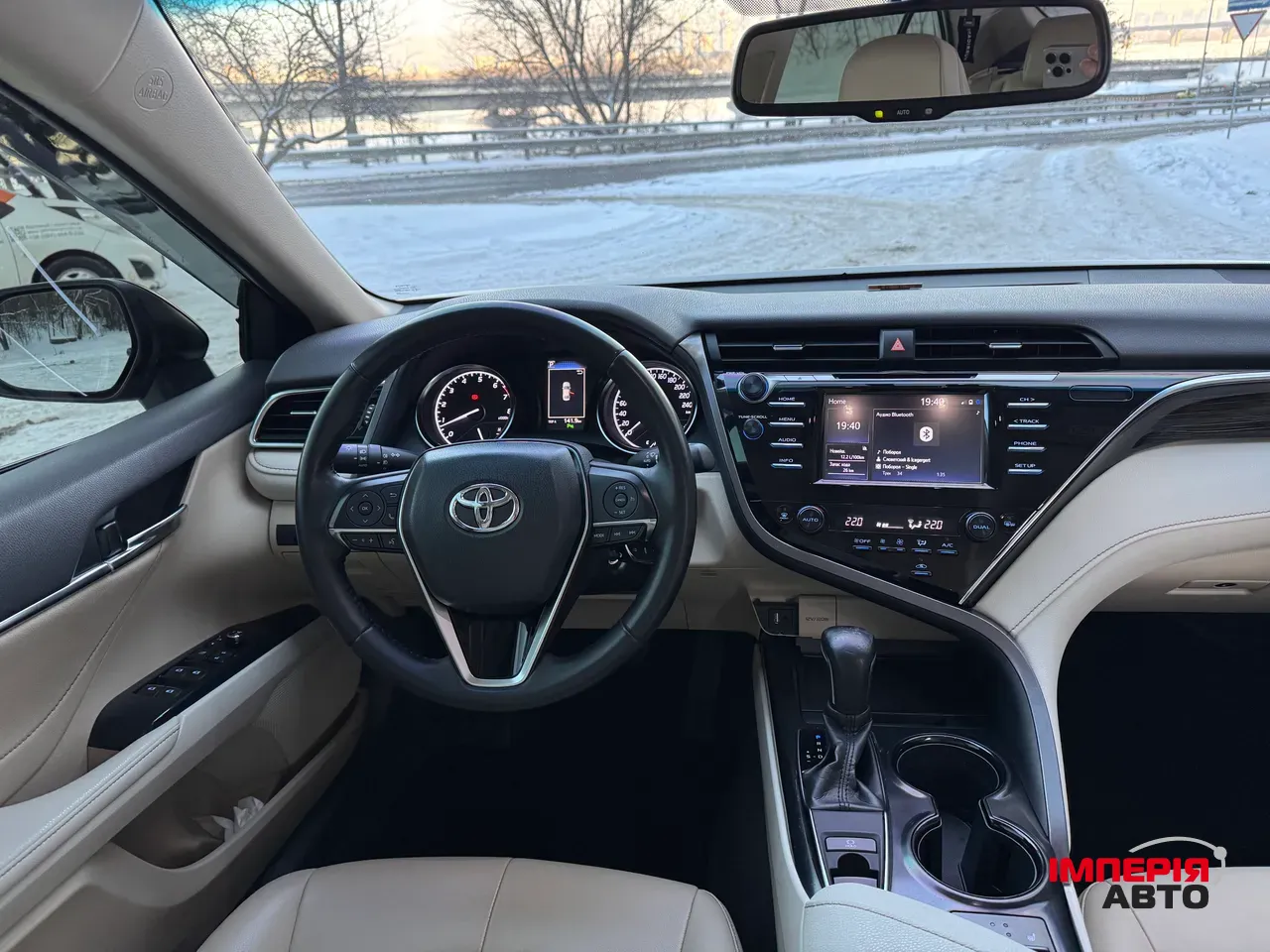 Toyota Camry - фото 14
