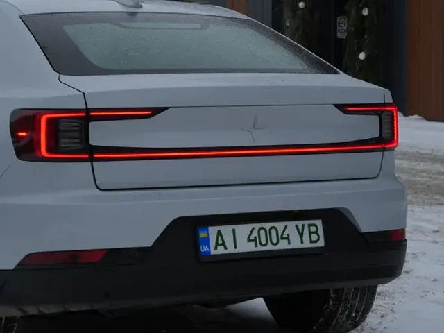 Polestar 2 - фото 3